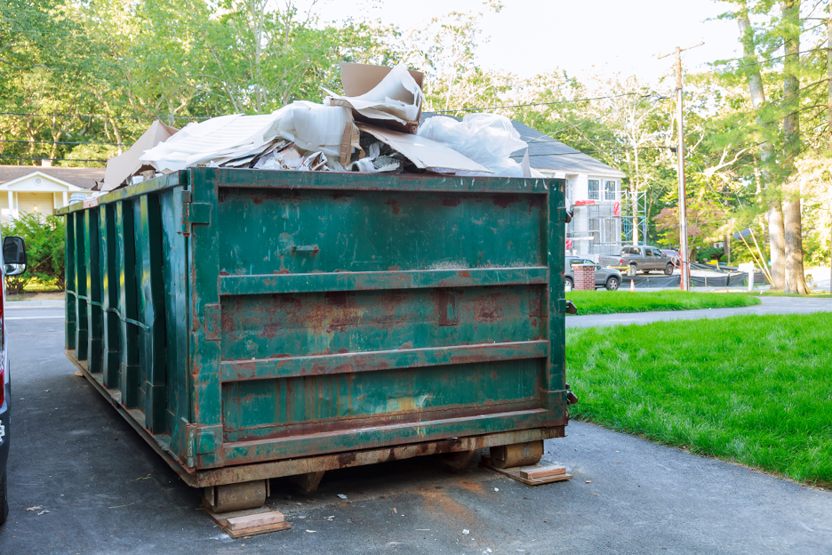 Maximize Space: Efficient Dumpster Service for Unit Cleanouts